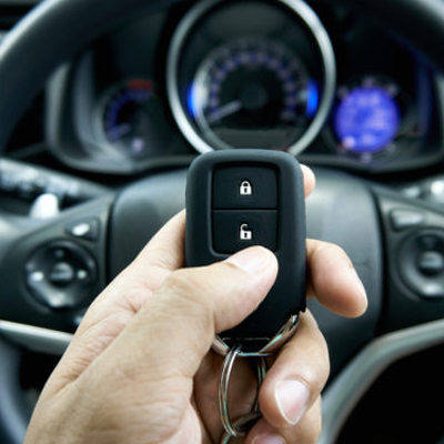 Car key programming by professional locksmith