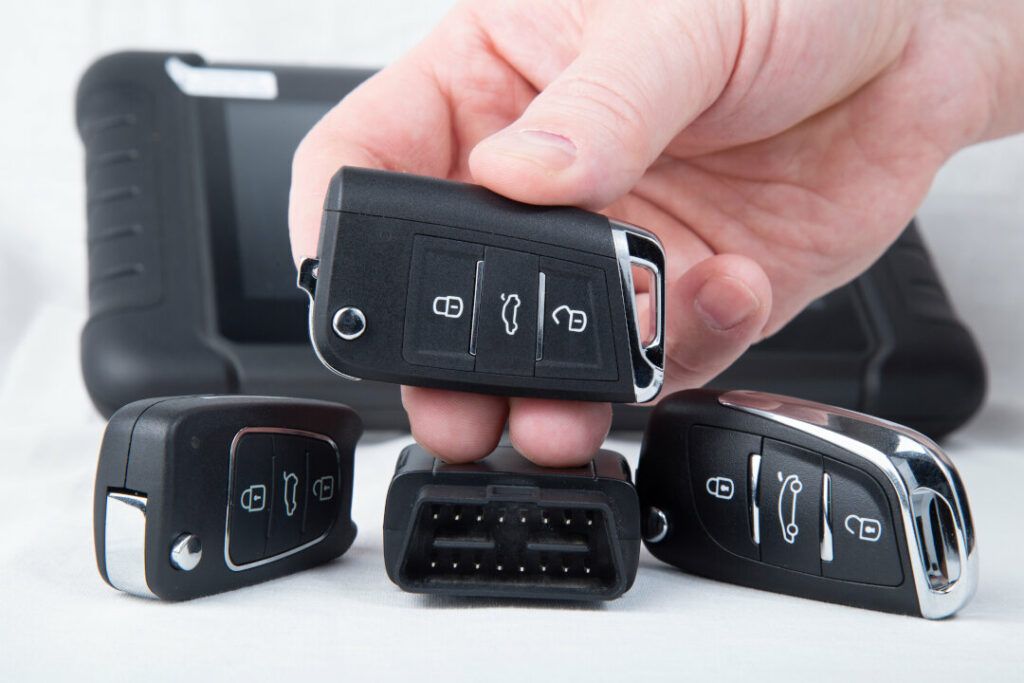 Car key replacement and programming service